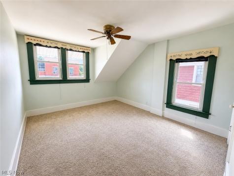 684 Dayton Street Akron OH 44310