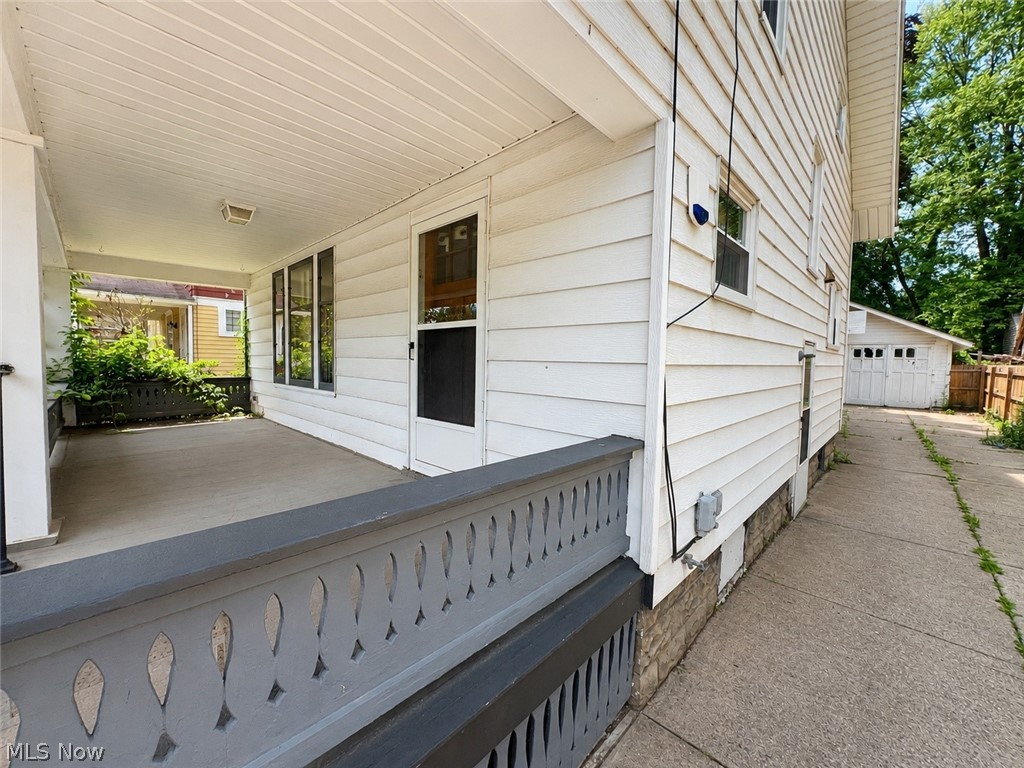 684 Dayton Street Akron OH 44310