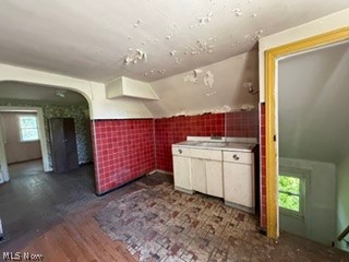 856 E 210th Street Euclid OH 44119