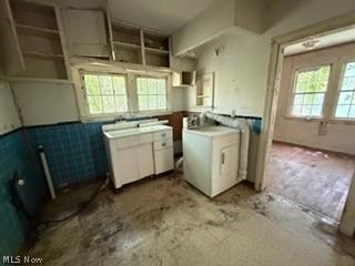 856 E 210th Street Euclid OH 44119