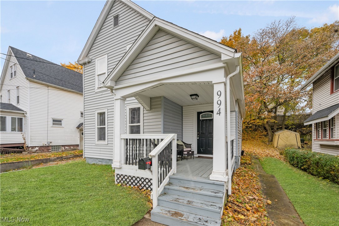 994 Moeller Avenue Akron OH 44307