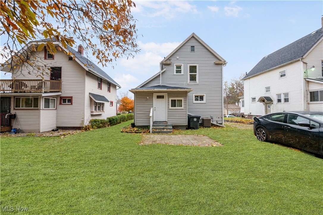 994 Moeller Avenue Akron OH 44307