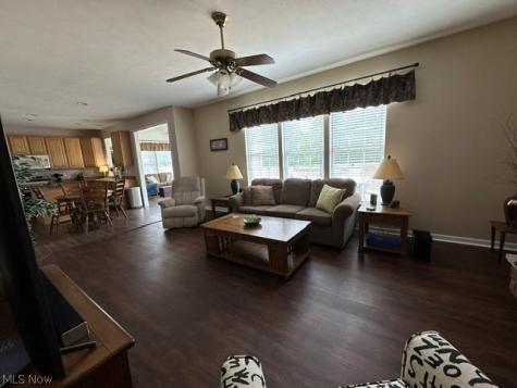 566 Colonial Drive Painesville OH 44077