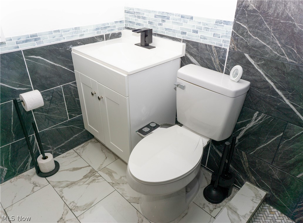 5416 Stanard Cleveland OH 44103