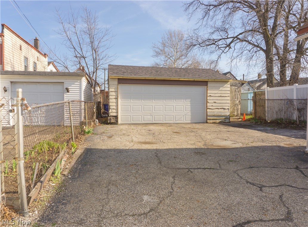 5416 Stanard Cleveland OH 44103