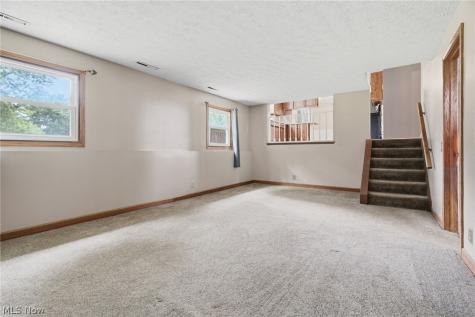 8694 Lansdale Avenue NW North Canton OH 44720