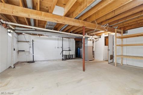 8694 Lansdale Avenue NW North Canton OH 44720