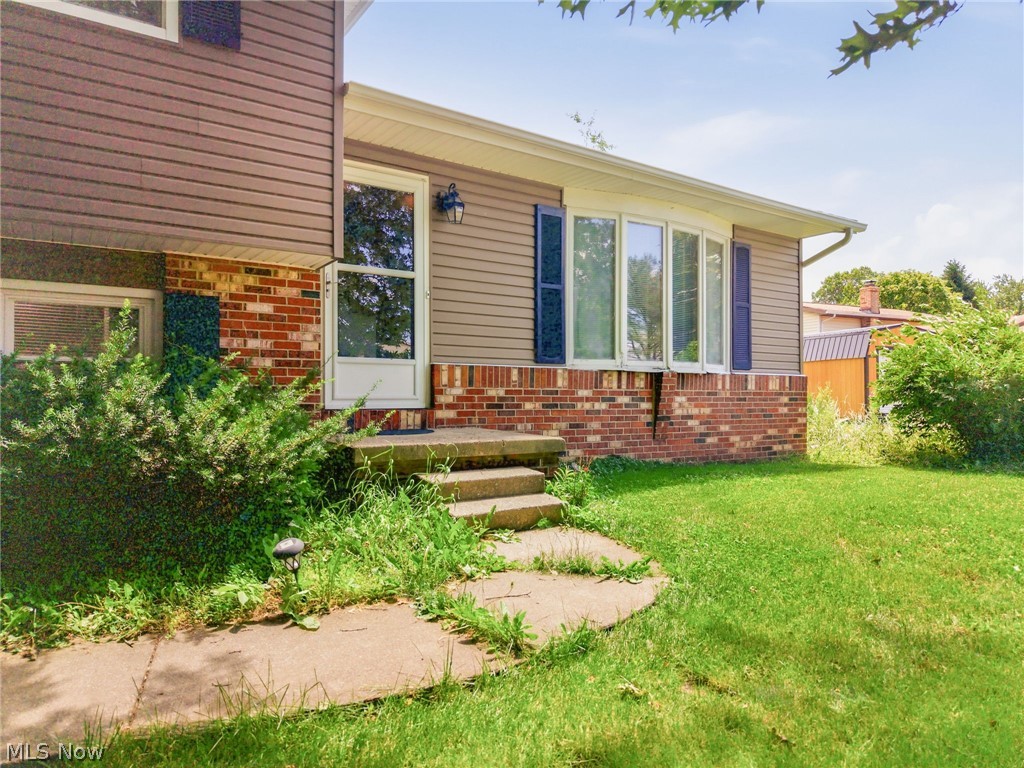 8694 Lansdale Avenue NW North Canton OH 44720