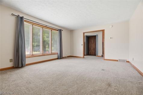 8694 Lansdale Avenue NW North Canton OH 44720
