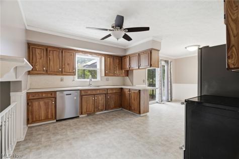8694 Lansdale Avenue NW North Canton OH 44720