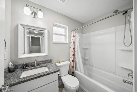 1010 Ashwood Lane Streetsboro OH 44241