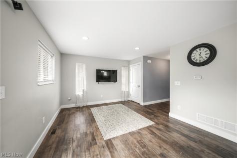 1010 Ashwood Lane Streetsboro OH 44241