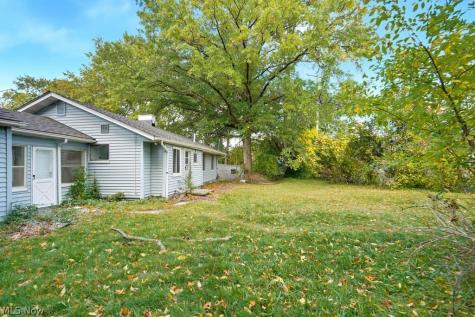 17710 Rookhill Circle Cleveland OH 44112