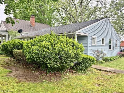 180 Winchester Avenue Youngstown OH 44509