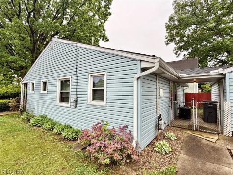 180 Winchester Avenue Youngstown OH 44509
