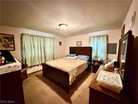 180 Winchester Avenue Youngstown OH 44509
