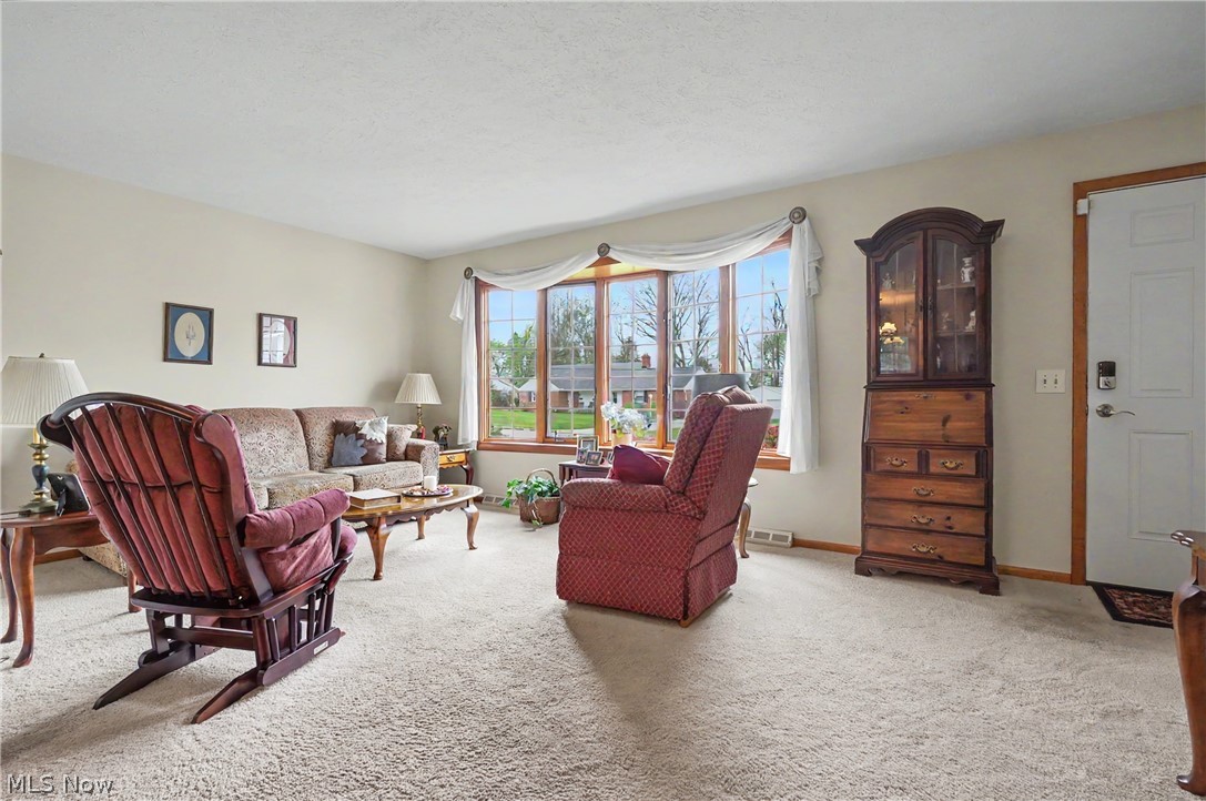 1210 Janet Avenue NW North Canton OH 44720
