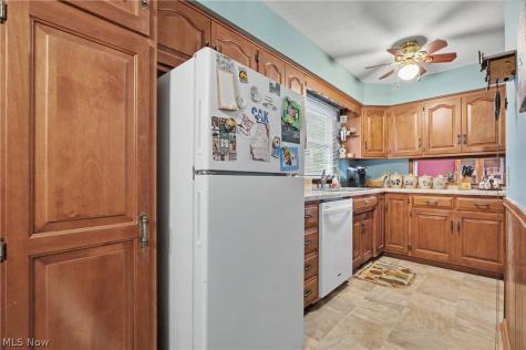 1210 Janet Avenue NW North Canton OH 44720