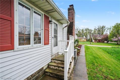 1210 Janet Avenue NW North Canton OH 44720