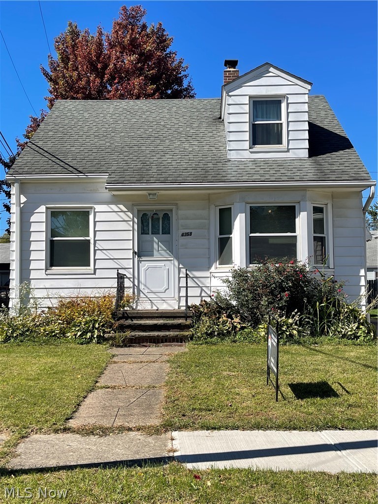 4358 Redding Road Cleveland OH 44109