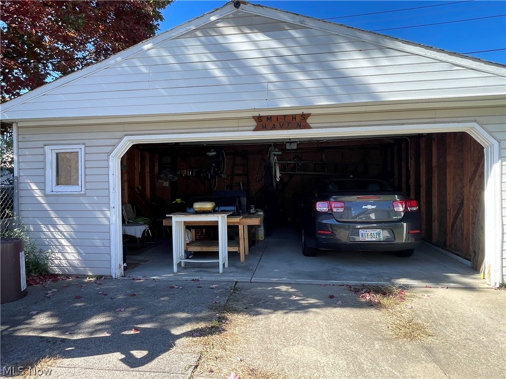 4358 Redding Road Cleveland OH 44109