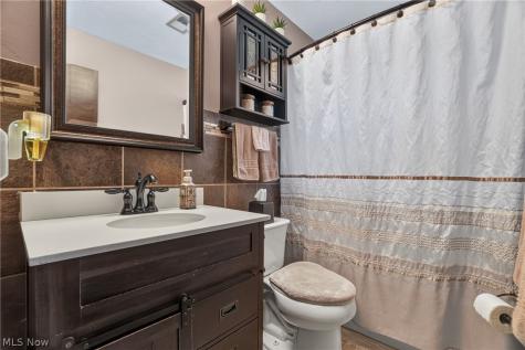 1860 Ridgewick Drive Wickliffe OH 44092
