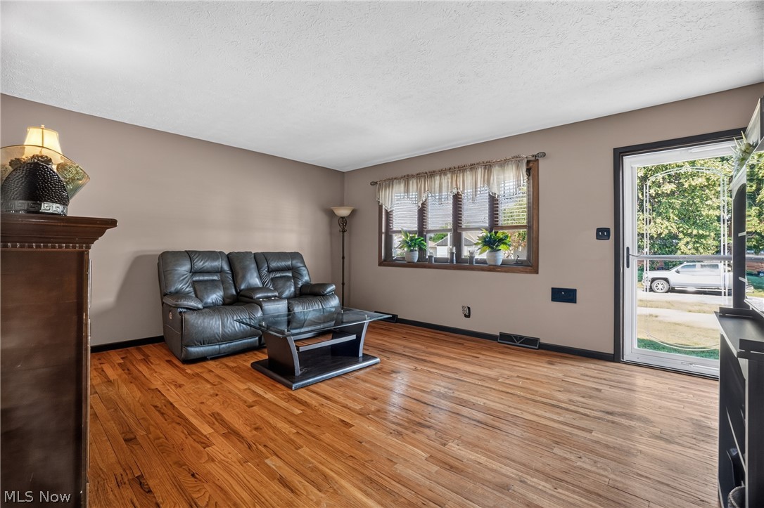 1860 Ridgewick Drive Wickliffe OH 44092