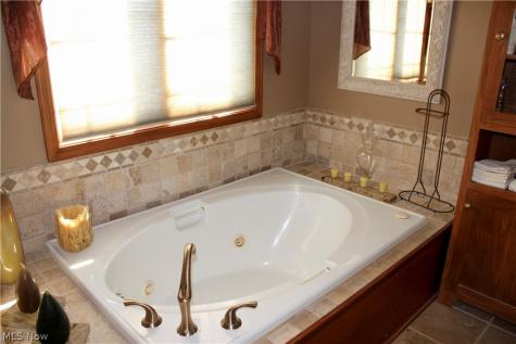 1938 Fairway Drive Uniontown OH 44685