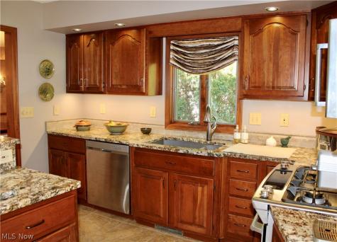 1938 Fairway Drive Uniontown OH 44685