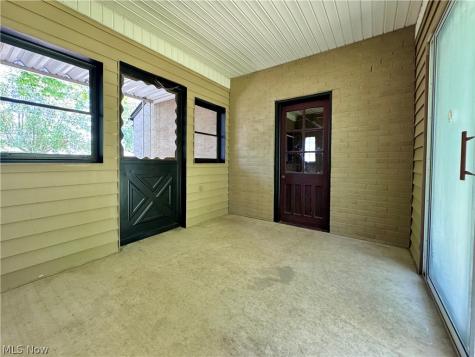 3642 Cascade Drive Youngstown OH 44511