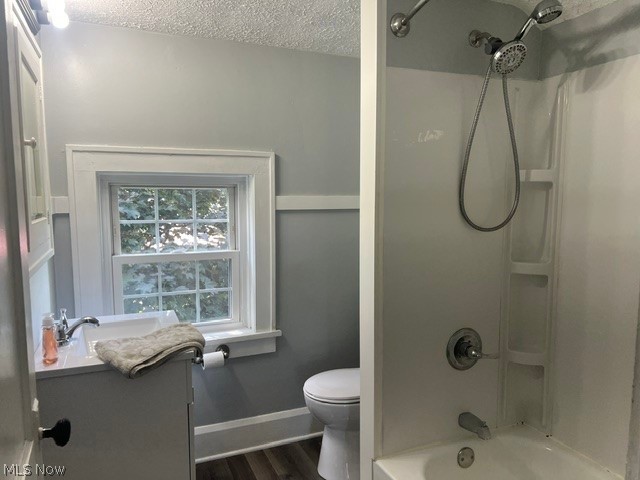 140 South Street NW Navarre OH 44662