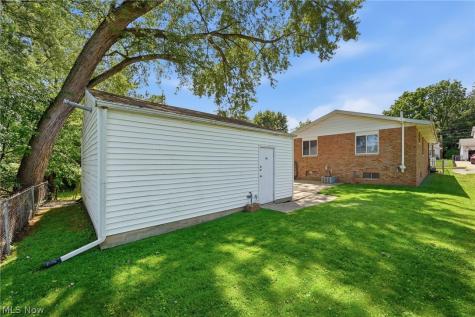 359 Alpha Avenue Akron OH 44312