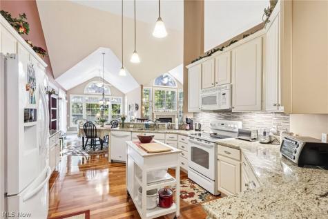 3742 Lovina Lane Stow OH 44224