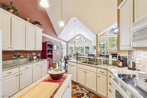 3742 Lovina Lane Stow OH 44224