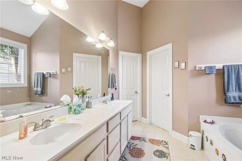 3742 Lovina Lane Stow OH 44224