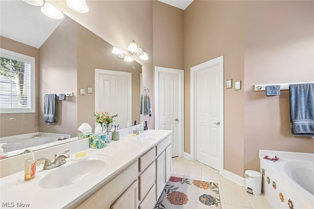 3742 Lovina Lane Stow OH 44224