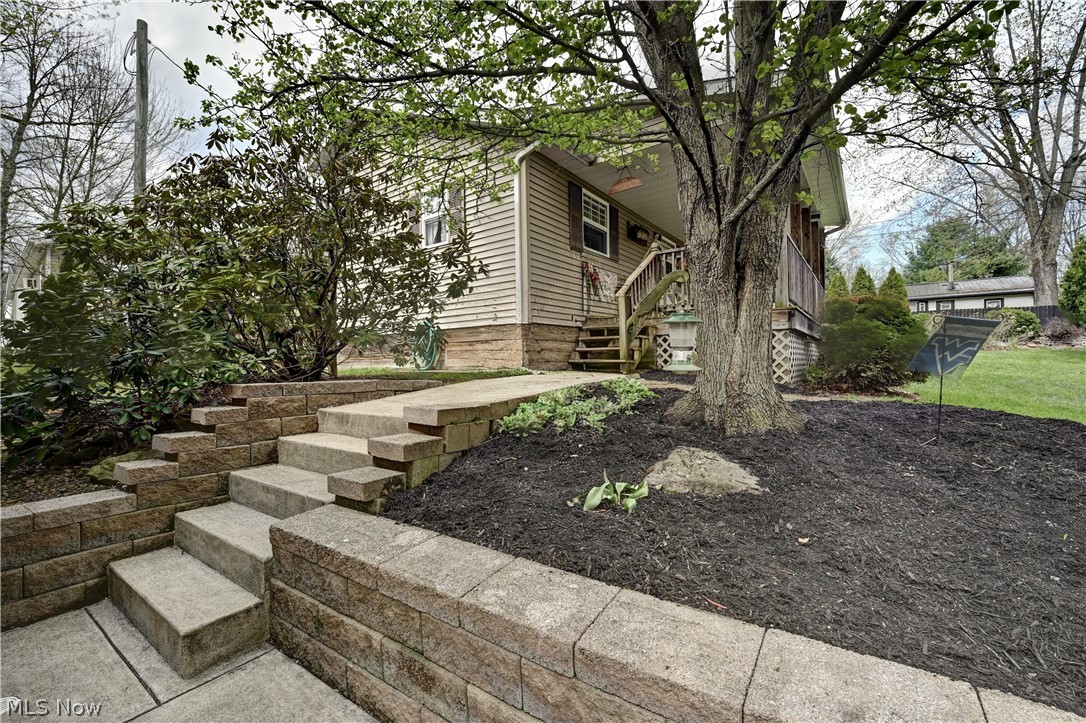 2041 Thrasher Road SW Carrollton OH 44615