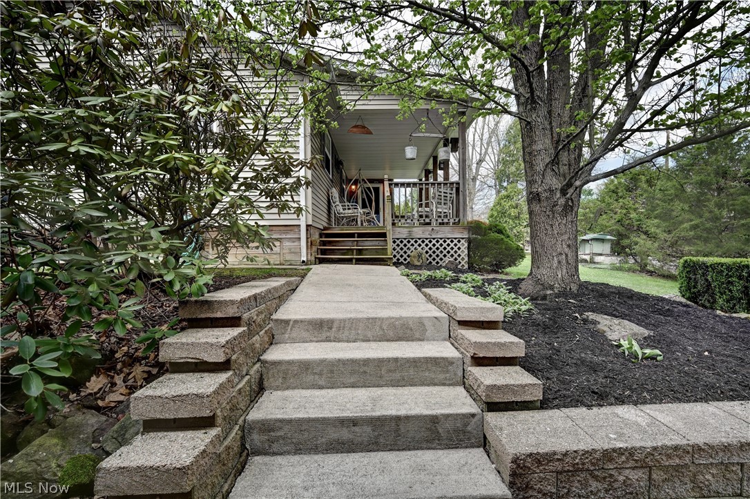 2041 Thrasher Road SW Carrollton OH 44615