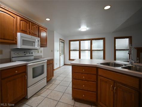 1499 Butterfield Circle Niles OH 44446