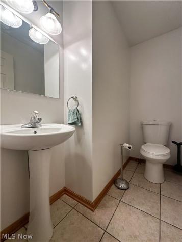 1499 Butterfield Circle Niles OH 44446