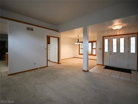 1499 Butterfield Circle Niles OH 44446