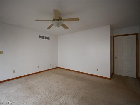 1499 Butterfield Circle Niles OH 44446