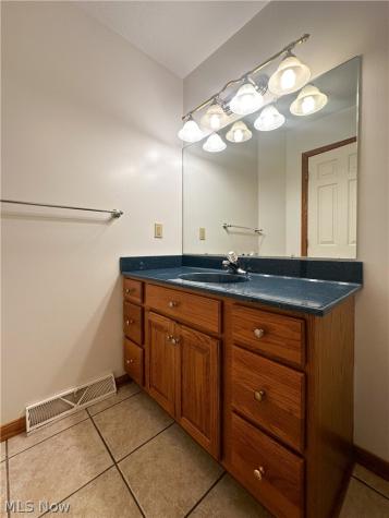 1499 Butterfield Circle Niles OH 44446