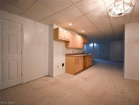 1499 Butterfield Circle Niles OH 44446