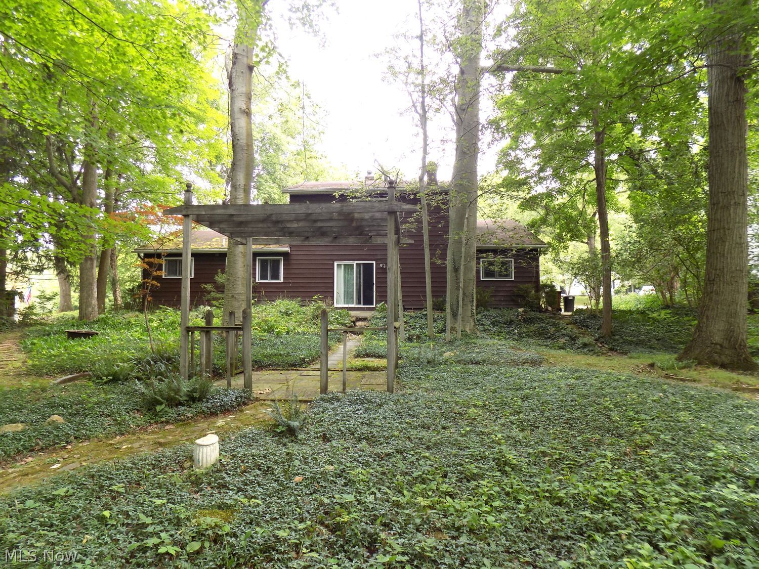 414 Chelmsford Drive Aurora OH 44202