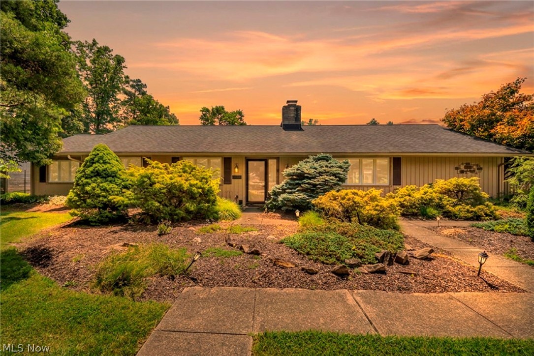 18389 Falling Water Road Strongsville OH 44136