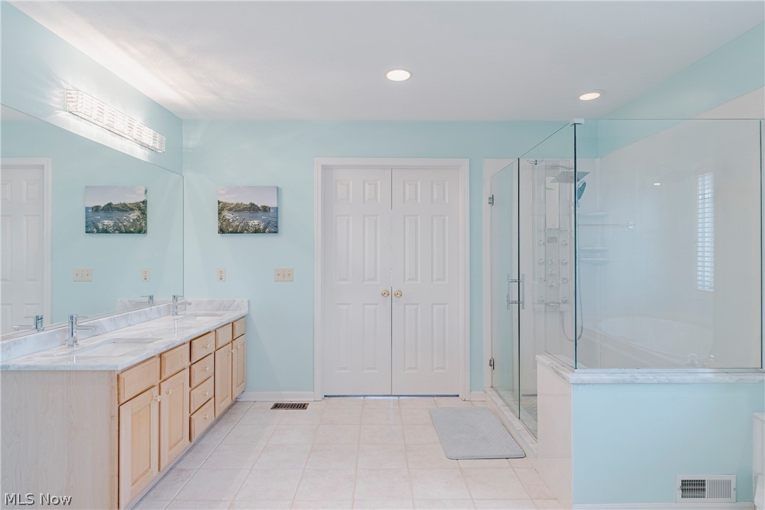 5163 Bayside Lake Boulevard Stow OH 44224