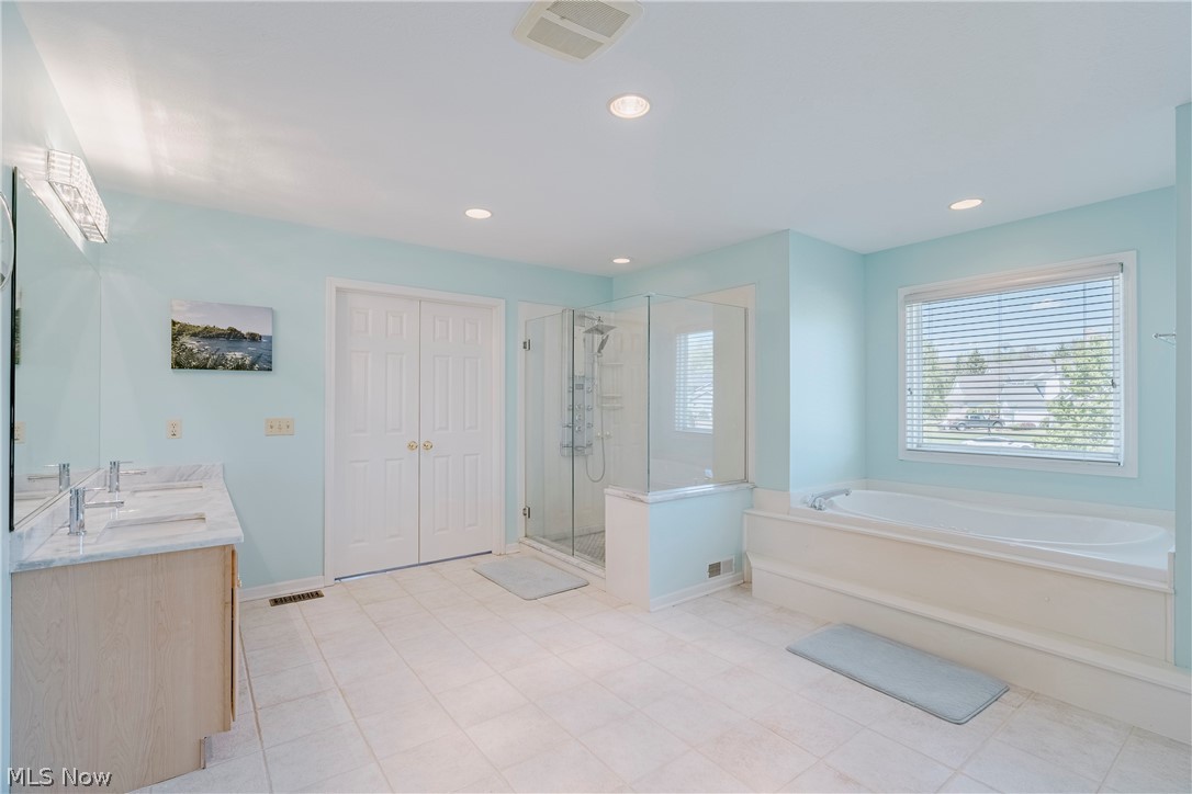 5163 Bayside Lake Boulevard Stow OH 44224