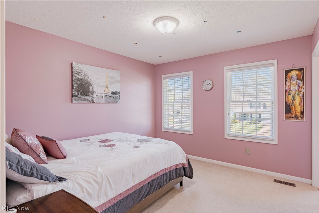 5163 Bayside Lake Boulevard Stow OH 44224