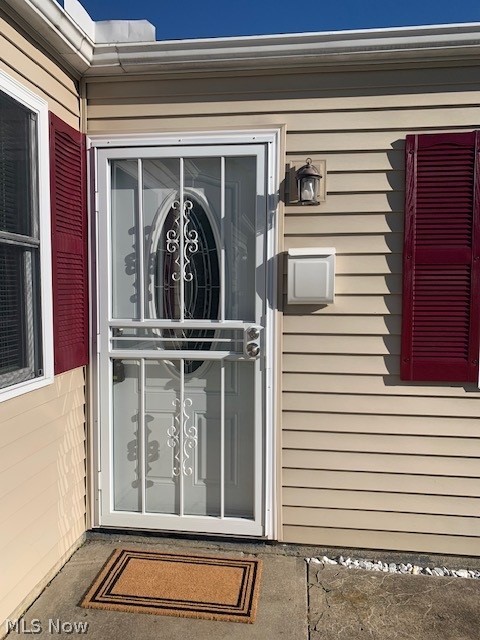 674 Bell Avenue Elyria OH 44035